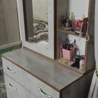 تخت و سرویس خواب|تخت و سرویس خواب|میبد, |دیوار