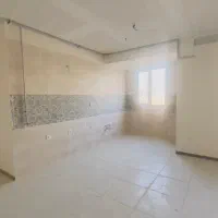 آپارتمان دوخوابه با پارکینگ مسقف /مالک پول لازم