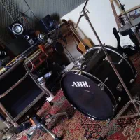 شراکت در استودیو موسیقی