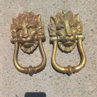 درب کوب برنجی شیر نشان