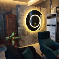 آینه و رگال و استند