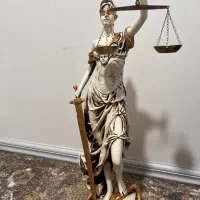 مجسمه عدالت70سانت ازجنس پلی استر|مجسمه، تندیس، ماکت|شیراز, شهرک بهشتی|دیوار