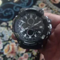 ساعت پاعین گزاشتم