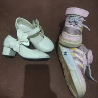 دو عدد کفش دخترانه