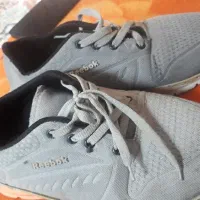 دوجفت کفش کتونی|کیف، کفش، کمربند|دورود, |دیوار