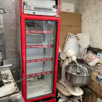 فروش یخچال نوشابه و فریزر کاملا سالم|فروشگاه و مغازه|پرند, فاز ۳|دیوار