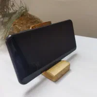 پایه (استند) نگهدارنده گوشی چوبینه