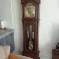 ساعت قدی|ساعت دیواری و تزئینی|اصفهان, نقش جهان|دیوار