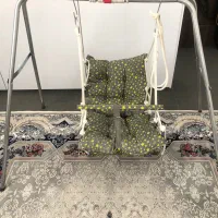 تاب کودک با پایه اش