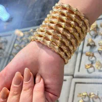 النگو طلاروس