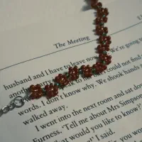 گردنبند پینترستی|بدلیجات|لاهیجان, انقلاب|دیوار