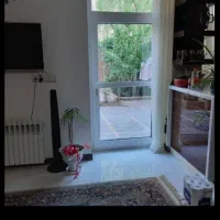 نیازمند منشی خانم در دفتر درب پنجره دوجداره