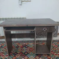 میزتحریروکامپیوتر