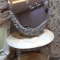 اینه با زیر میزی