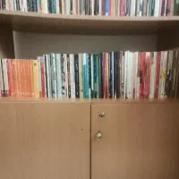 کتابخانه جادار|کتابخانه، شلف، قفسه‌های دیواری|اندیشه, اندیشه فاز ۱|دیوار