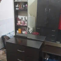 میز آرایش|میز و صندلی غذاخوری|قم, بوستان جوان|دیوار