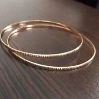 النگو طلا، کاملا نوی نو، بسیار شیک