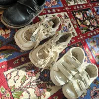 کفش بچه گانه