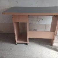 میز کامپیوتر کاملا سالم درحد نو|میز تحریر و کامپیوتر|ملایر, |دیوار