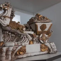 مجسمه|مجسمه، تندیس، ماکت|نسیم‌شهر, |دیوار