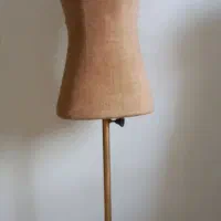 مانکن فروشی پنج عدد