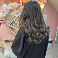 رنگ لایت|خدمات آرایشگری و زیبایی|مشهد, ملک‌آباد|دیوار