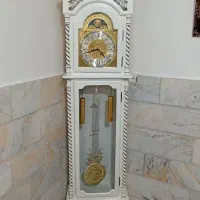 ساعت ایستاده