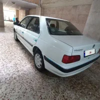 پژوپارس سفید ۱۴۰۰