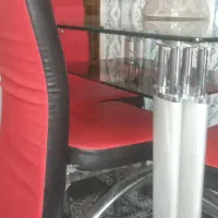میز ناهار خوری ۴ نفره شیشه ای پایه استیل صندلی چرم|میز و صندلی غذاخوری|مشهد, کوی ولیعصر|دیوار