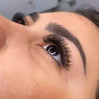 اکستنشن مژه معجزای که حال خودت و زندگیتو عوض میکنه|خدمات آرایشگری و زیبایی|کرمان, |دیوار