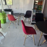 سه عدد میز ۸ عدد صندلی