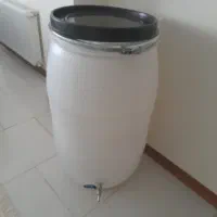 مخزن پلاستیکی  ۲۲۰ لیتر شیردار