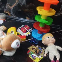 تعدادی اسباب بازی بچگانه|اسباببازی بچه|مشهد, هنرور|دیوار