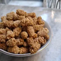 توت خشک