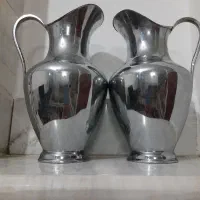 دوتا پارچ برنجی قدیمی سنگین
