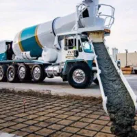 راننده پایه یک میکسر و کمپرسی