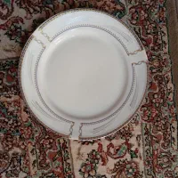 بشقاب چینی