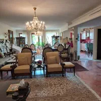 آپارتمان ۱۳۵ متری ۳ خواب / طبقه آخر / نیاوران