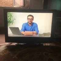 تلویزیون ۳۲اینچ سالم با کنترل
