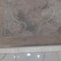 یک عدد فرش ۴متری ابریشمی گل برجسته