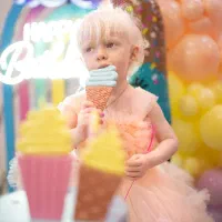 عکاسی در فضای باز و منزل با کمترین هزینه|خدمات پذیرایی، مراسم|تهران, فاطمی|دیوار