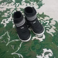 کفش بچگانه