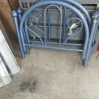 تخت خواب یک نفره فلزی|تخت و سرویس خواب|بیرجند, |دیوار