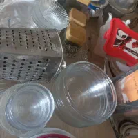 تعدادی وسایل اشپزخانه