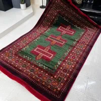 فرش کلاسیک زمینه قرمز لاکی|فرش|تهران, شکوفه (عبدل آباد)|دیوار