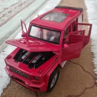 ماشین فلزی بنز