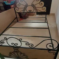 تخت دو نفره فلزی فرفوژه همراه با تشک