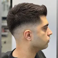 اصلاح سر و صورت با پنجاه درصد تخفیف فقط۱۹۰هزار