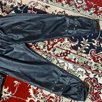 یه دست بلوز و شلوار بچگانه