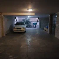 پارکینگ-خودرو-در-میدان-ولیعصر